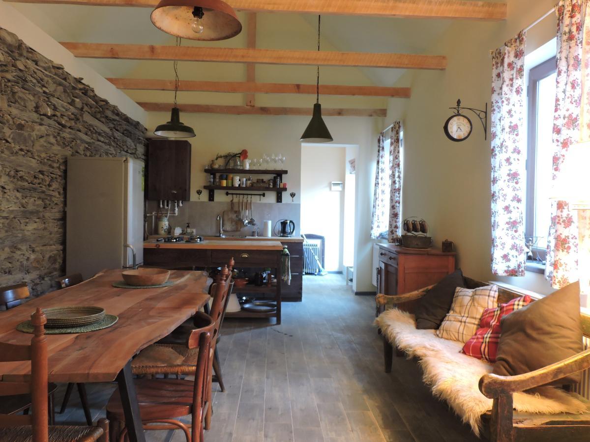Hotel Sno House In Kazbeg Esterno foto